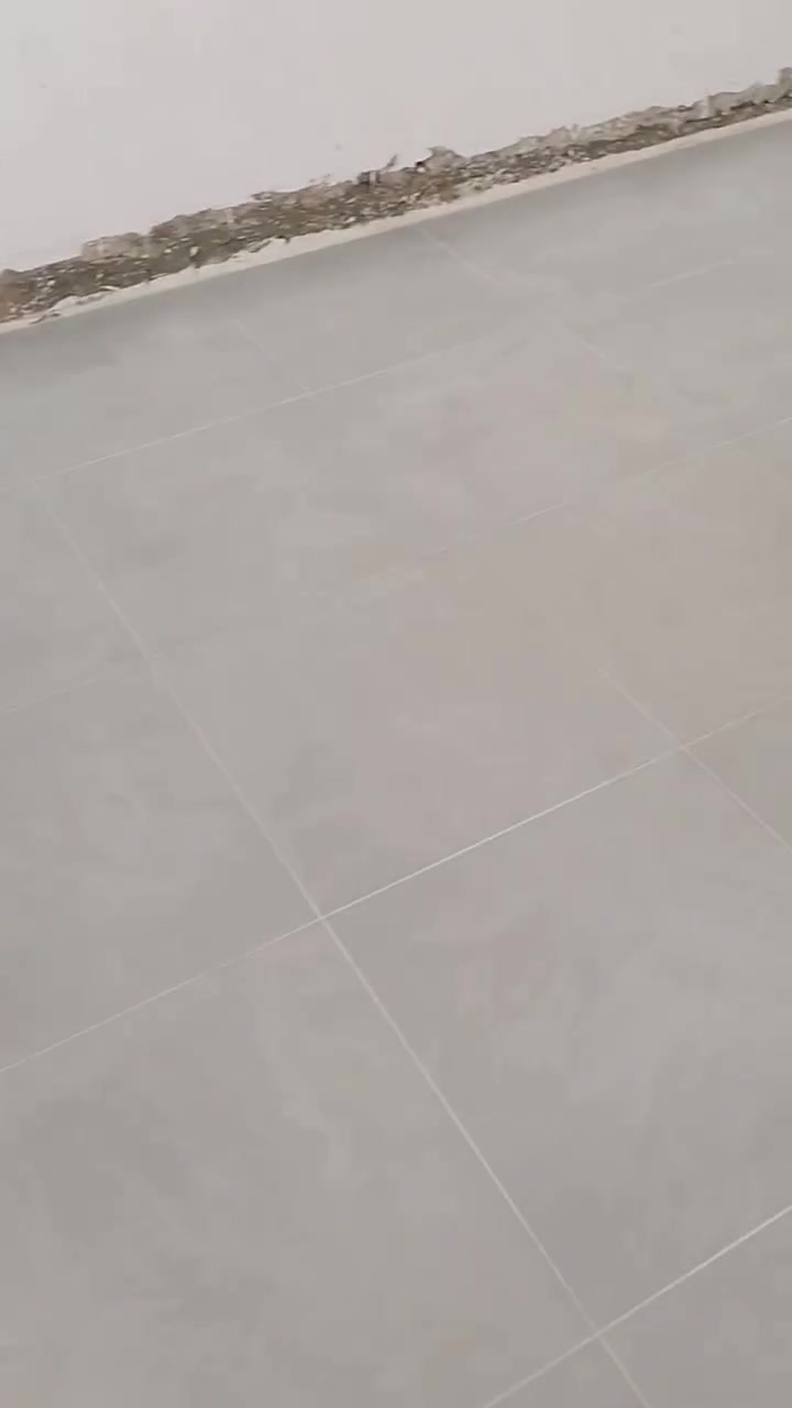 السلام عليكم
خلفه سيراميك جدران ارضيات متفرغ حالياً
اشتغل يوميه + متر + مكطوعه
***********
