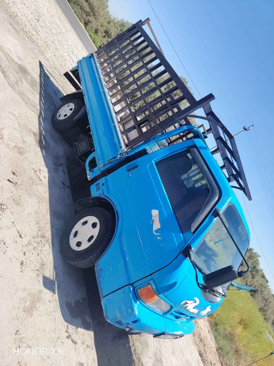 للبيع كيا موديل 96 رقم نكليزي ديالى 
محرك كير اكسن شاصي  كفاله 
سنويه مجدده 2030 محجر تخم تاير جاهزه العنوان بابل السعر 43
رقمي ***********
