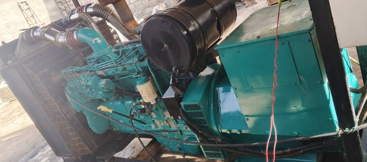 للبيع او مراوس
كمنز 12 ولف 200 كيفي 
بم ونوزل 
مولده مداريه بكلشي 
سبب لبيع زياده بل حمل 
دجي شقله وتحمله يله تاخذه 
السعر 78 ورقه 
مكاني البصرة شارع القائد دور الشرطة 
*********** واتساب
