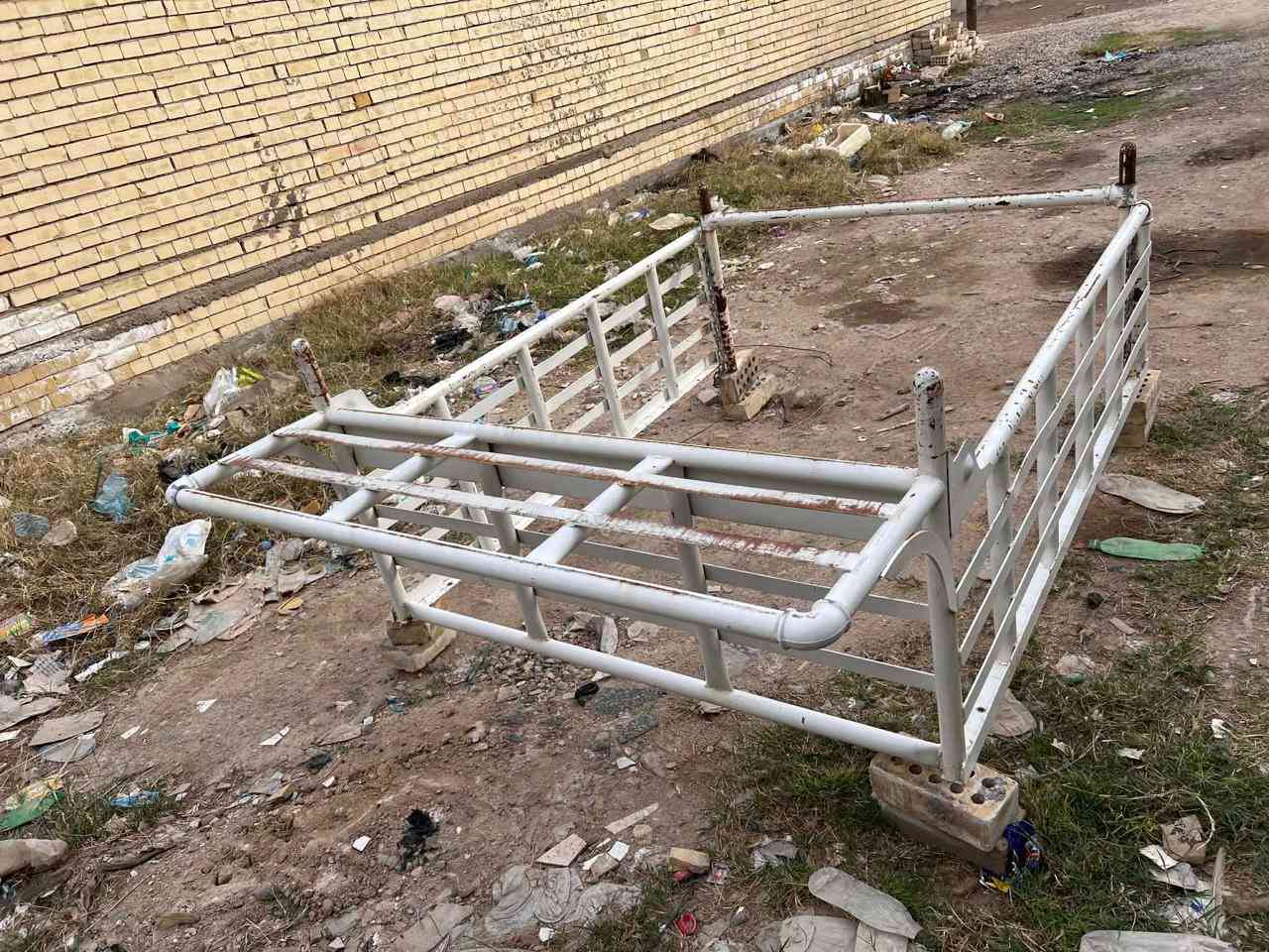 سلام عليكم محجر مال ابو سمير مال بيكم جمره اربع جنكال مكان بغداد ***********
