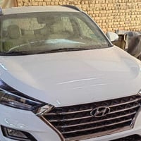 توسان 20 20 07831801138 السيارة فول ماعدا روف سلايد