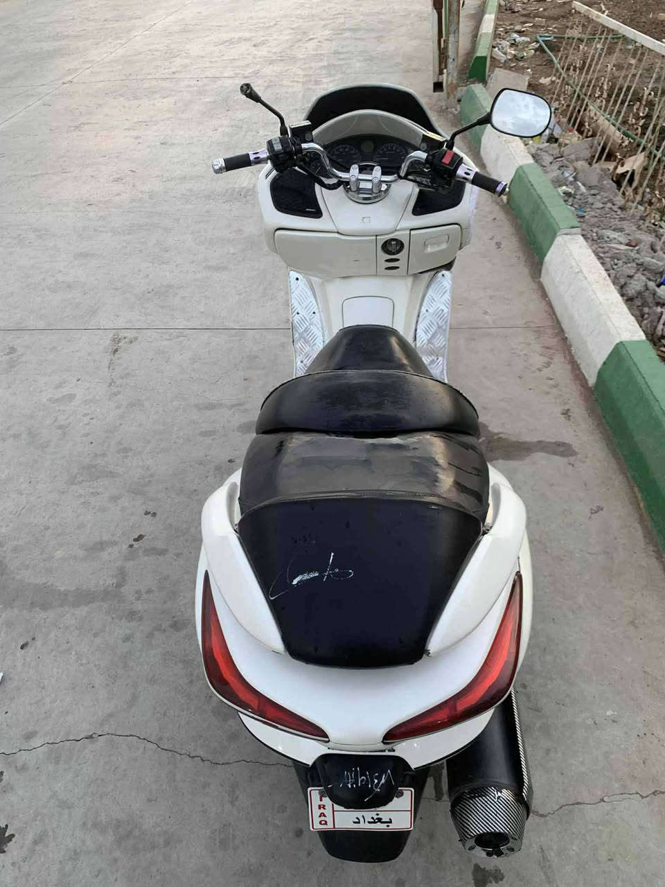 دراجه فورزه 9 للبيع دراجه خير من الله كلشي بيه شغال لايك واشاير وبك لايك وكهربايات كله شغاله الدراجه تأخذه ربع ما تذب عليه للاستفسار الاتصال *********** خاص ما مفتوح
