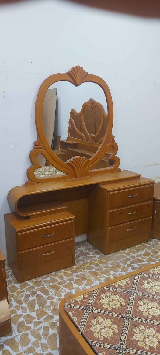 للبيع غرفة نوم صاج عراقي السعر 575 وبي مجال 
*********** كركوك, العراق
