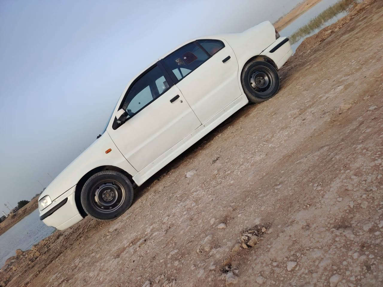 سلام عليكم البيع سمند مديل 11رقم بصره صدامي راعيه ماندله سياره جاهزه كير مكينه حداديه تبريد جاهزه دواخل جدد مكان سياره بصره قبله(***********)
