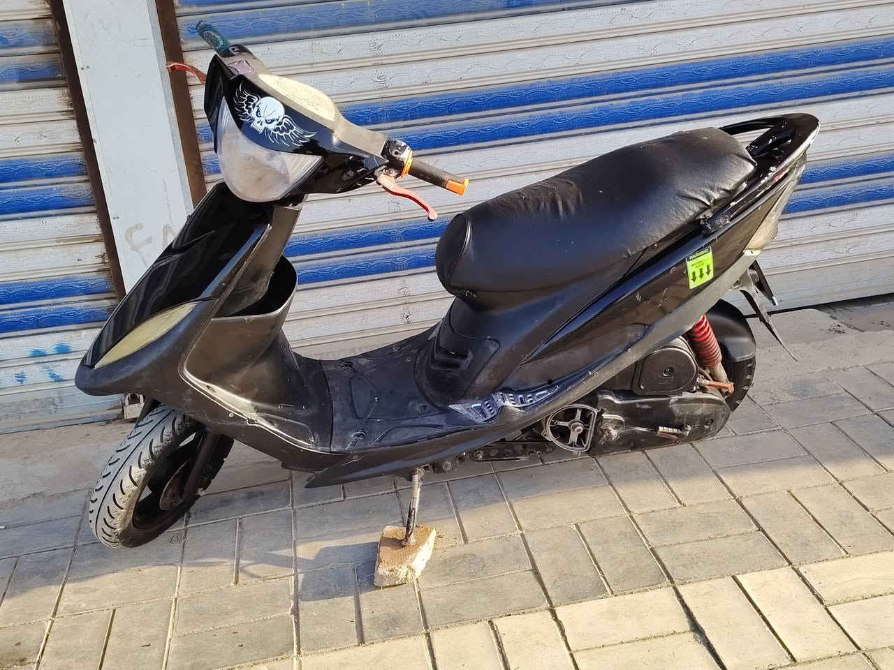 ماكس عدله بلاديه  للبيع دراجه كامله من كلشي نقصه بس سلف الدراجه بأي وقت تشغله هندر واحد كهربائياته كامله محركه خير من الله بلادي بوشه 49 الدراجه نضافته فول اكفله من كلشي سعره 550 وبيه مجال بصيط مكاني بغداد محموديه موجود فيس واتساب ***********
/***********
