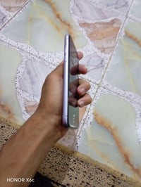 آيفون 11 • ١٢٨ • شاشة مبدلة