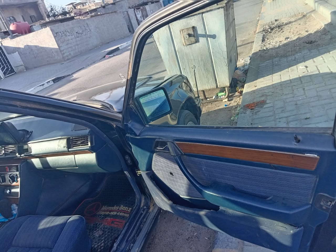 السلام عليكم من رخصت مدير الكروب مارسدس دب مديل ١٩٨٩ كير ومحركvvT اليرغب يراسلني على الخاص ونتفاهم بيع او مراوس بس أجرة مرفوضه ***********
