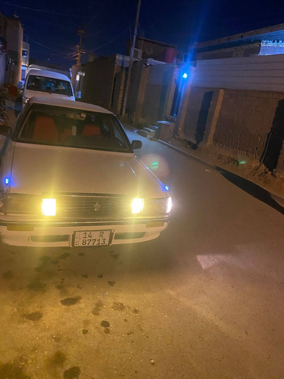 السلام وعليكم اخواني 
هارتوب للبيع اذا اكو مراوس عادي
سنويه مامنتهيه رقم انكليزي 
مكفوله كص ونقل وضربه
مكينه وكير حلوات
حداديه نص عمر 
تبريد تدفئه 
راعيه يريد تحويل
كشرت السيارة حلوه كهربائياته جاهزه باتري جديد 
لايتات اشاير مسجل كلشي شغال 
السعر 32 وبيه مجال مكاني البصره القرنه
***********
مستعجل عل بيع الشراي يتصل
