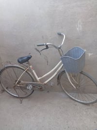 باسكل بناتي • ٢٧ أبيض • ٢٦ رصاصي