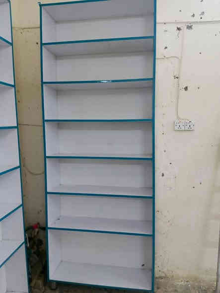 فاترينات للبيع قياس
عمق 20 عرض متر ارتفاع مرتين ونص سعر 40 عدد 3
عمق 40 عرض متر ارتفاع مرتين ونص سعر 60  عدد 3
فاترينة زجاجية للبيع 75 عدد 3
رقم المبايل***********
