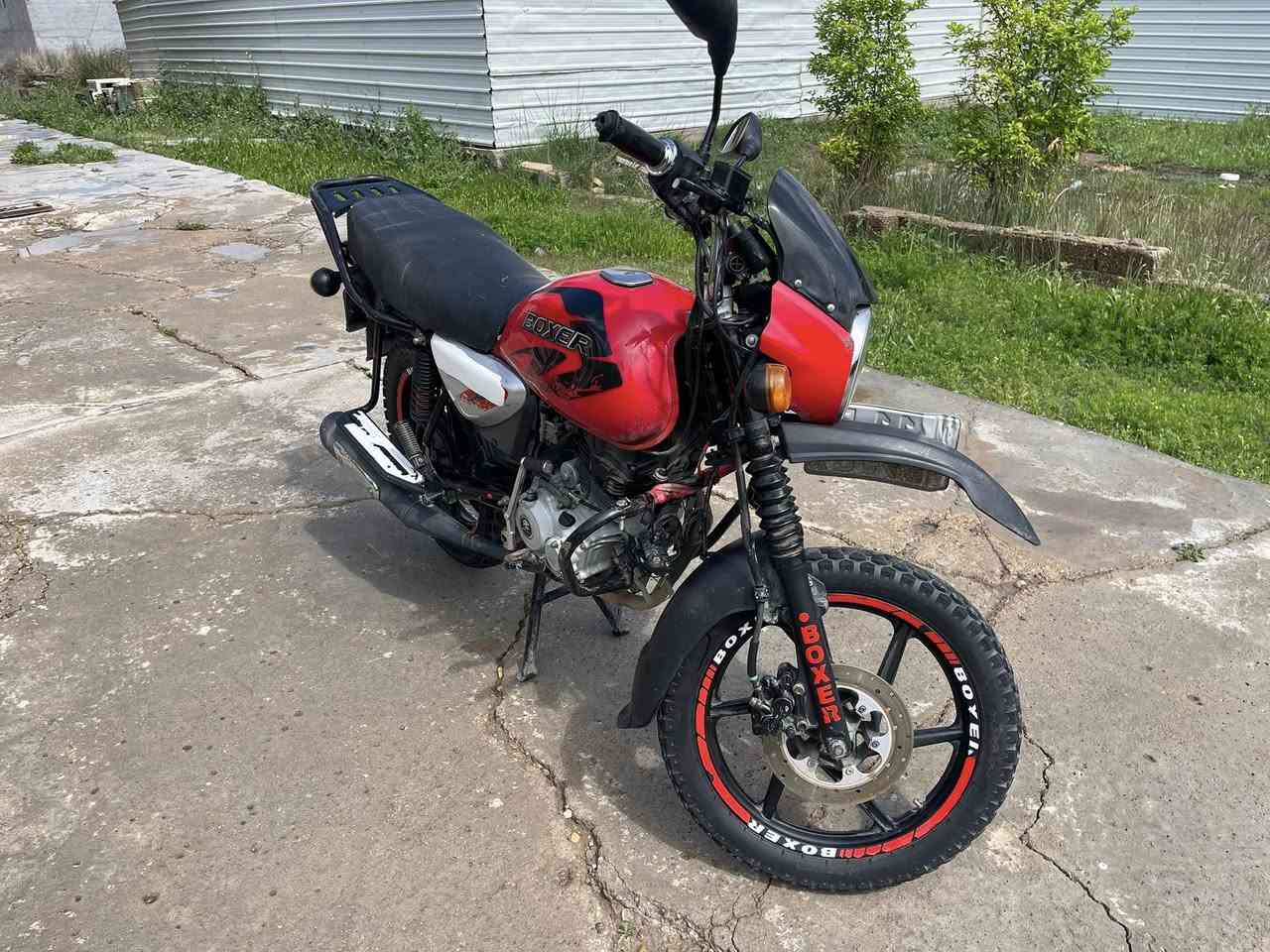 سلام عليكم دراجة بوكسر 2023نازلة بل2024 دراجة نضيفه محرك نضيف مابيها اي نقص فقط اشارة امامية يسرة واشارة خلفية يمنة ودواسة الي يم البريك مثل ماموضح بلصورة رقمها بغداد وبسمي تحويل ثاني يوم مكاني بغداد ناحية الرشيد قريب عل سريع جديد اليوسفية سعرها ٢٣٥٠ وبيها مجال حك الجية وتساب ***********
