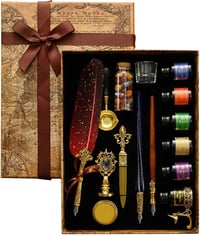 هذه مجموعة أقلام خط ريشة وحبر (Quill pen and ink set). الميزات الرئيسي...