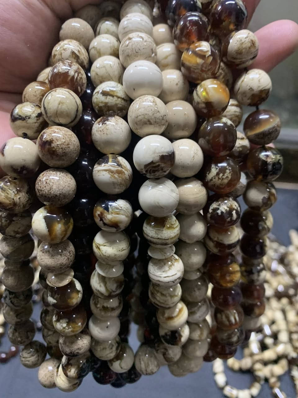 متوفر. مصنوع من حجر الكهرمان. بالطبع، أسعار الجملة والتجزئة.


**إذا كنت صاحب هذا الإعلان وتريد حذفه لأي سبب، رجاءا أرسل رسالة إلى الدعم الفني**