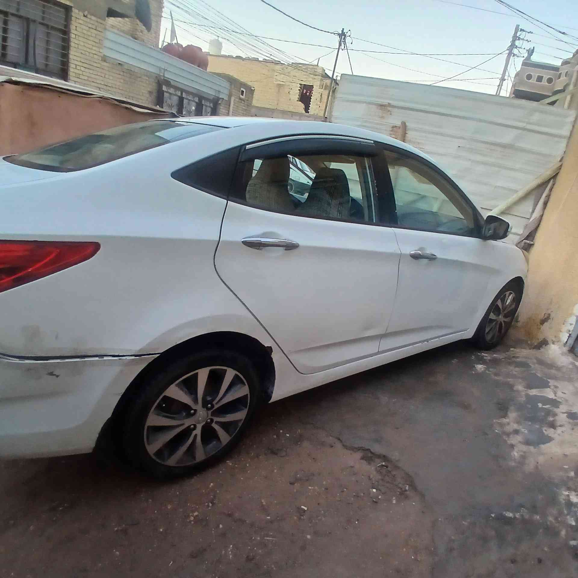 سيار اكسنت موديل ٢٠١٥اللستفسار رقم ***********
