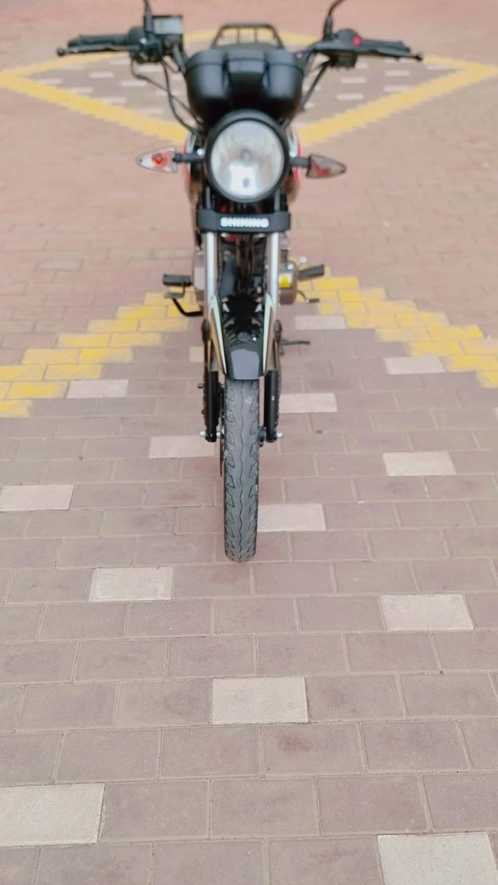 سلام عليكم دراجة شاينك للبيع موديل 25 شكل 23 مكفولة كفالة عامة دراجة جديدة لوك رقم الهاتف ***********
