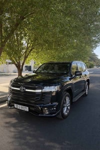 لاندكروز GX • ٢٠٢٣ • ماشي ٢٣٠٠٠