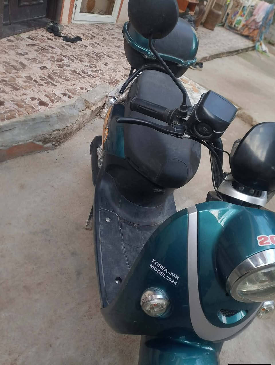 السلام عليكم
اليوم جبتلكم دراجه أخو البلاش حار ومكسب ورخيص وماعتقد اكو هيج نضافه وبهذا السعر اريدك ترتاح شحن يعني بس تشحنها وشغل واطلع لابانزين ولا تعال دك رقم ولا شيء ولادوخت الرأس شحن شحن الدراجه نضيفه كلش أخو الجديد بطاريات جدد يعني انساهاوبيش ٣٠٠ وبيها مجال اتصل وتدلل
***********
