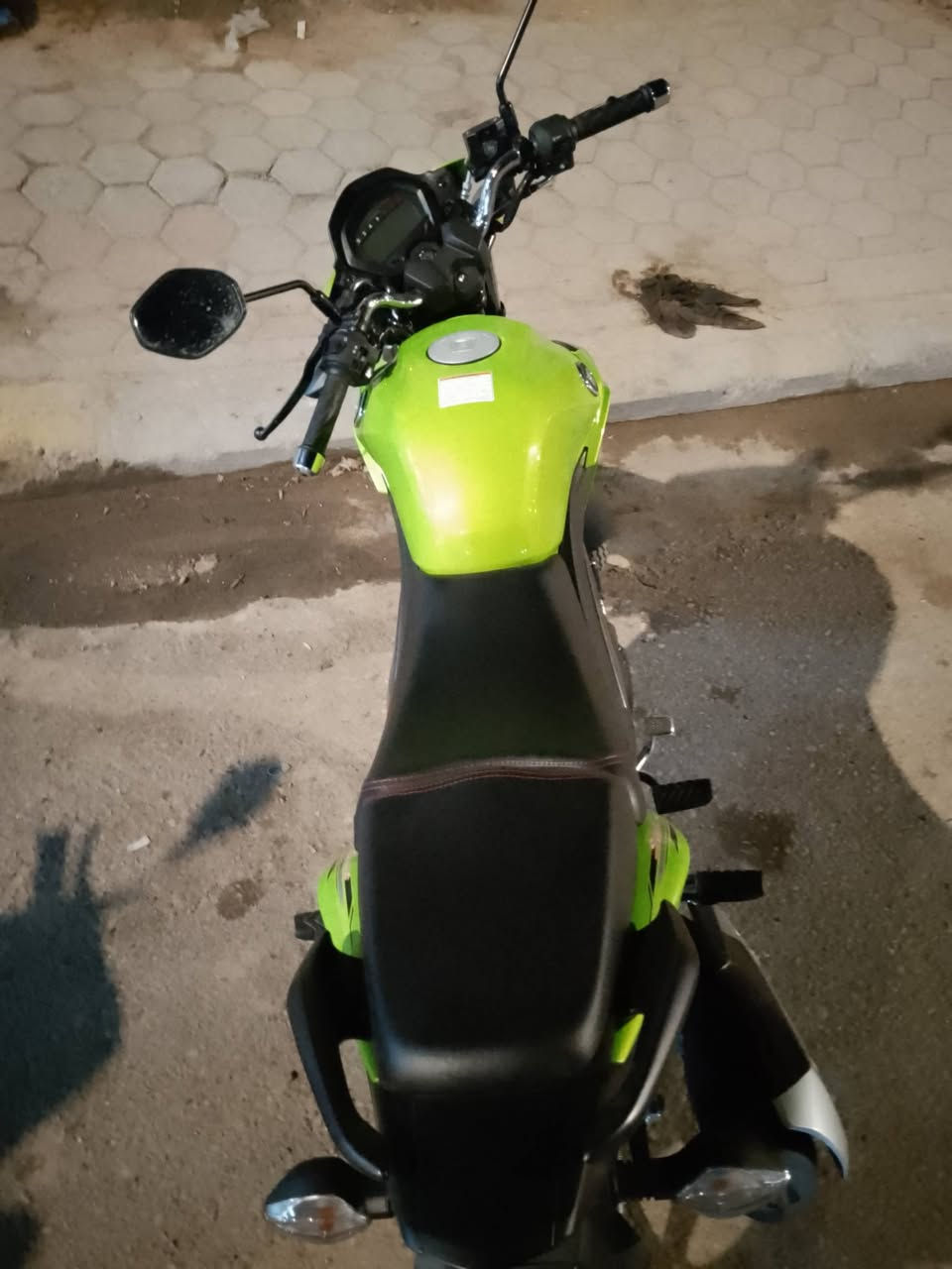 للبيع هاوجي موديل 23 مسجل لوحات انكليزي بعده زيرو ماشيه الف ثاني تبديله للدهن السعر 22 ورقه العنوان الرمادي الورار الشقق الحجريه رقم الهاتف ***********
