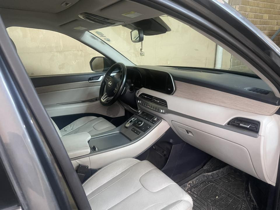 السلام عليكم عندي بلاسايد  2021 فول مواصفات سلايد مو بنو رامه السياره وارد امريكي بيها صبغ جاملغ خلفي وباب بدون ايرباك بجم كبس مرقمه اربيل ماشيه 64 الف حقيقي   السياره جديده مابيها اي نقص رايدها ب260 للمراوس فقط مع هايلندر فول مواصفات هايبرد او سته سلندر فقط للستفسار الاتصال برقم ***********
