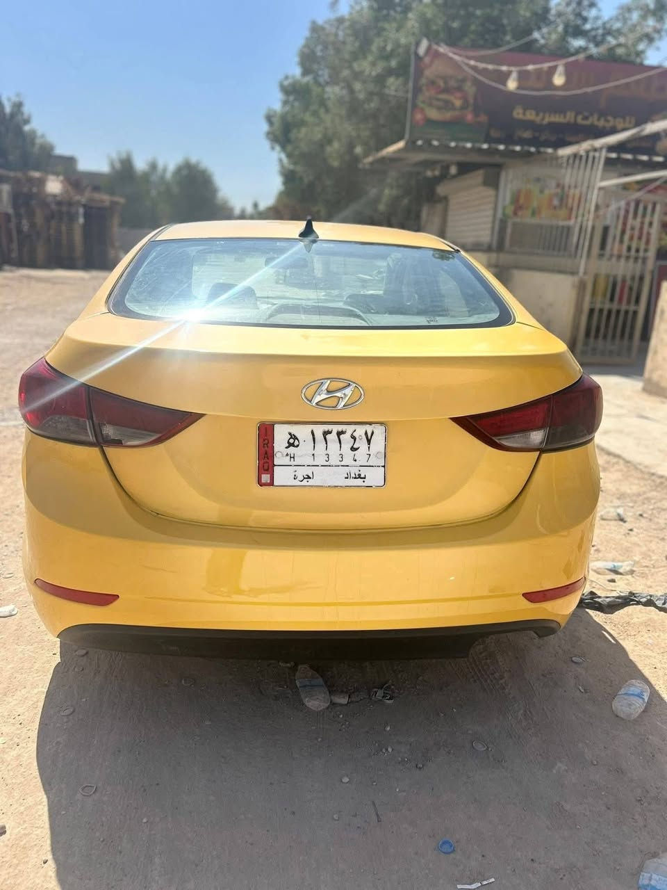 السلام عليكم
ا السلام عليكم 

النتره نص فول مضلع 

المحرك ٢٠٠٠

موديل ٢٠١٥

سياره جاهزه 

العنوان البلديات 

السعر98$ ***********
