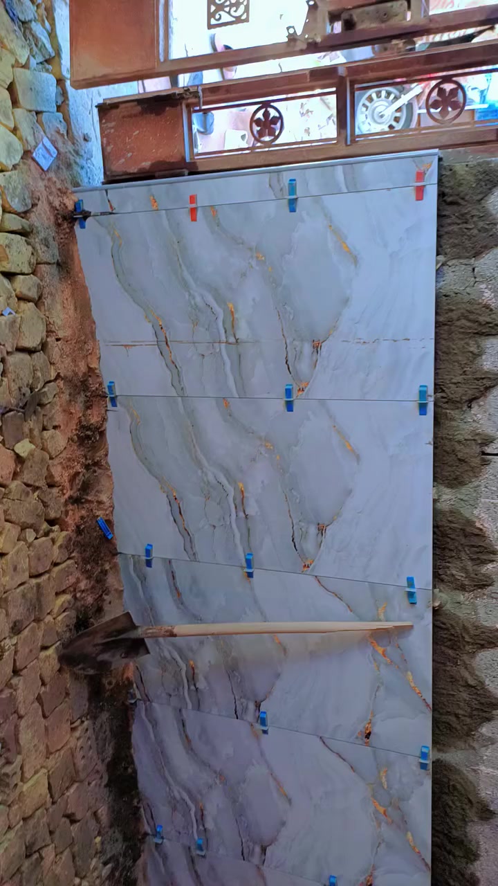 سلام عليكم  خلفه سيراميك درجه أولا شغل ايراني الهاتف***********
