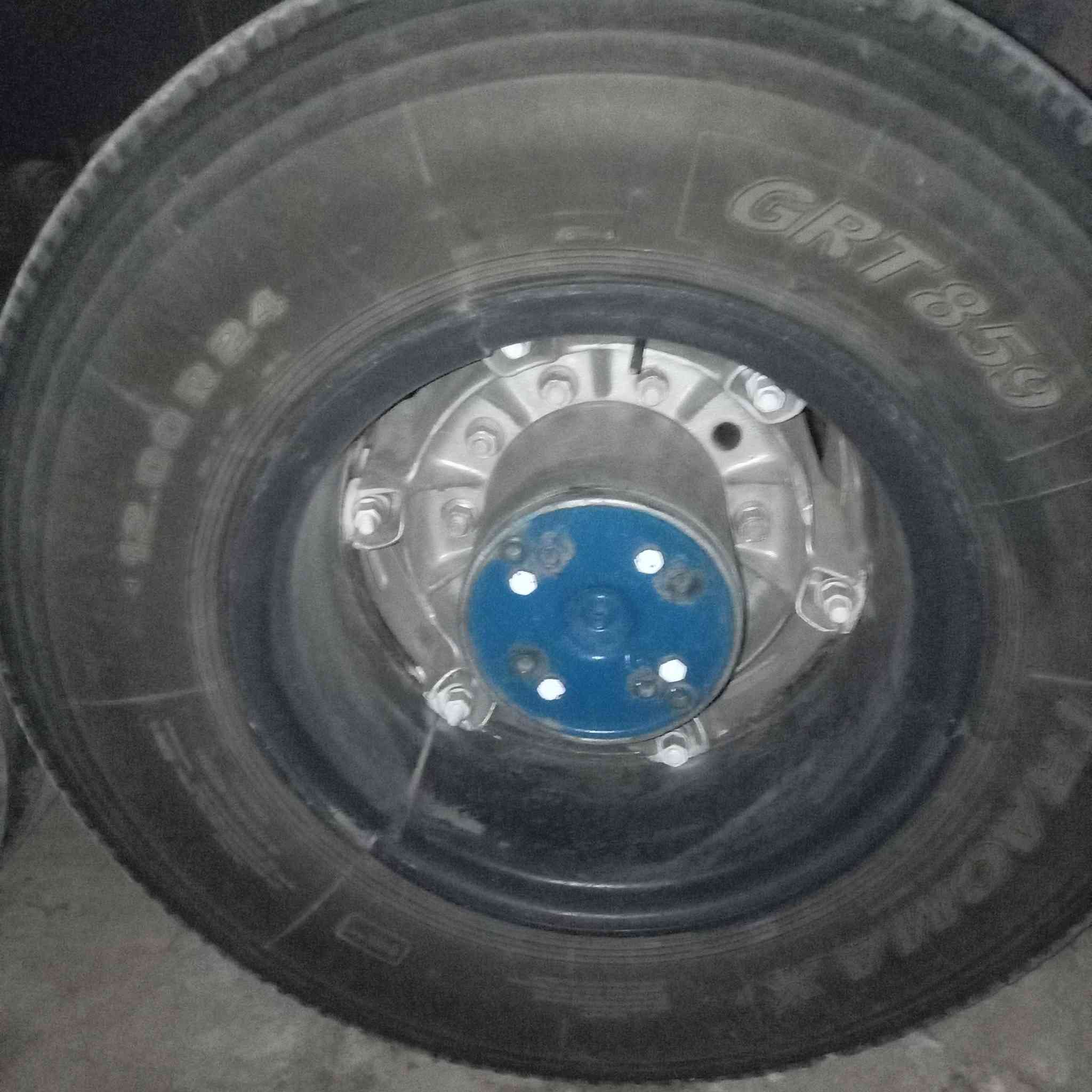 السلام عليكم اخوان عندي تايرات 24عدد10وبراميخ وقطع 8وزوج وياله صاج وزوج تايرات نضافه 95بلميه وباقي نص عمي مراوس بـــــ22هنه ويالتهن مكان بابل ***********
