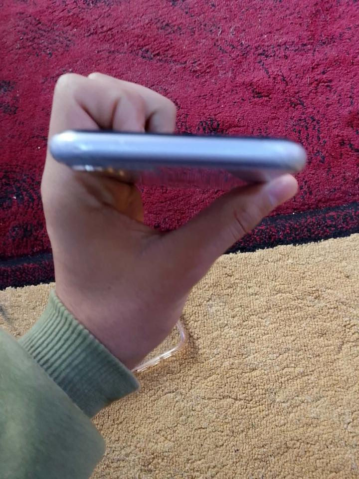 السلام عليكم جهاز آيفون 11عادي💜
شاشه مبدله اصليه 

بطاريه 75 بلادي 

ذكرا 128

فيس إيدي شغال 

تك سيمكارت 

السعر 150بيه مجال 

مكاني كركوك حي العسكري 

التوصل هذه رقمي ***********
