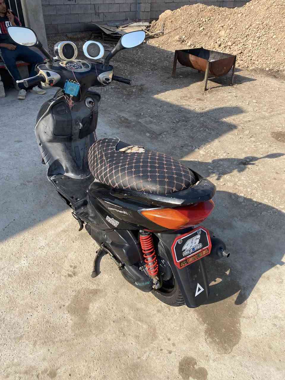 سلام عليكم دراجة للبيع سكنس نثيه كفاله عامه سعر 600 وبهيه مجال رقم ***********
