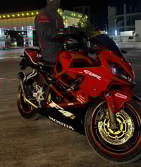 هوندا F4i • زنون • ناصرية مركز