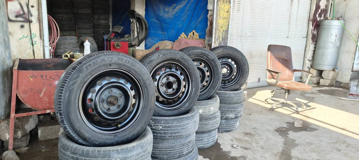 جمعة مباركه كامله
طخم ويل عادي يرهم(فكترة)(اكسنت)(براتون)حجم 14

طخم ويل عادي يرهم (النترا )(كيا اوبتما)( كيا سيراتو)( بطه )حجم 15

لإطارات جميع الاحجام 
215/55/17
215/50/17 اخر تك
225/65/17 اخر تك
205/55/16
215/60/16
205/60/16
205/65/16
215/70/16
225/55/18 اخر تك
235/55/19
235/40/19 اخر تك
195/65/15
195/60/15
185/70/14
185/65/14
195/14
195/15
205/70/15
عنوان القيارة المجمعة الجديدة مجاور محلات ابو صالح لمواد البناء 
رقم ***********
