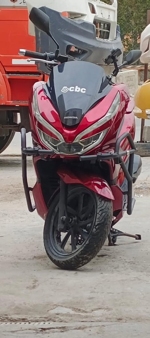 السلام عليكم بس سي اكس جيل الثالث دراجه نضافه فول مكنه مكفوله جيب فيتر وفحص المكان بغداد البياع 
مليوني وبيهه مجال خابر ودلل ***********
