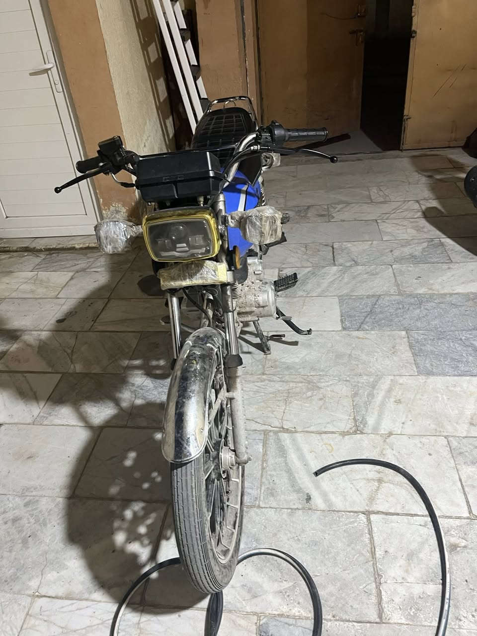 5 كير سيفان سونك مديل 2025 سلف  صارلها شهرين من طالعه جديده معنه كلمه اوراق سكنر باسمي دراجه سلف وكهربائيات كله شغال مكانه كربلاء حي لعامل سعرها  650  لان متوازي عليها وتوصل حته اكثر من هذا سعر لجديد مالتها ب مليون  رقمي ***********
