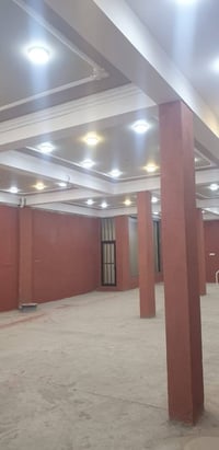 بناية تجارية • حي التحدي • ٢٠٠م