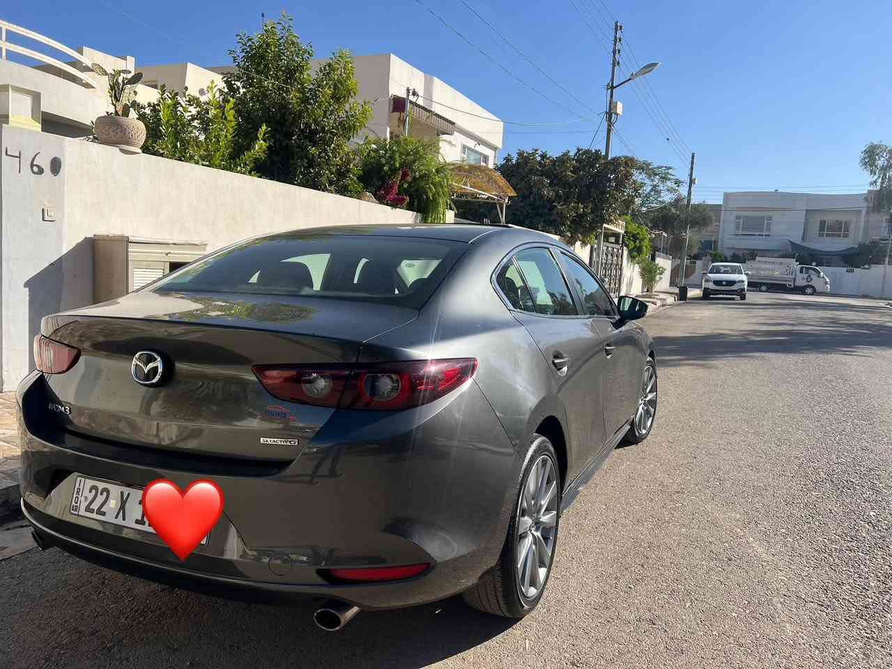 مازدا زووم ٣
مودیل ٢٠٢٣ مواصفات بريفيرد معروفة 

بدون دبل اكسل بدون تيربو مرغوب

٣ قطع جاملغ و باب سكن و باب وراء سكن 

و قطعتين كلير بدون دواخل 

الصور الحادث بالمنشور

السيارة باسمي رقم هزة و سنوية جديدة

اربيل/***********

$١٣١٠٠ ومجال القليل
