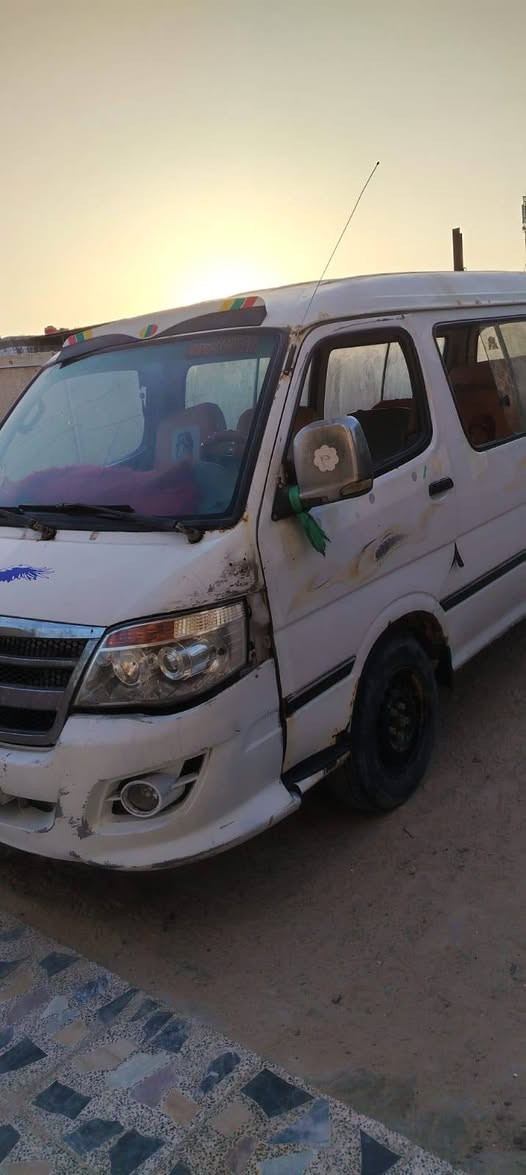 سلام عليكم فتون 2014 موصليه مكينه ونجي 4كير اوت السياره ما ناقصه شي تجي شوفه بعينك مكان السياره بصره قضاه شط العرب بل صالحيه السعر 25 وبي مجال ***********
