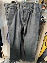 Levis orginal  کل قیاسات متوفر 34_36_38_40 توصیل جمع نظافە کلها %100 ب...