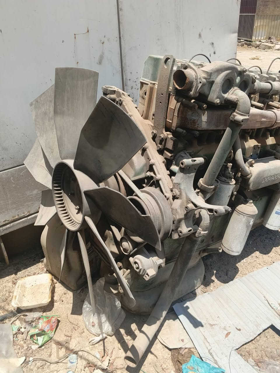 مولد فالفو F16 مجفته جديد صار بيها مشكلة اثناء تشغيل كسر المكان بغداد للتواصل واتساب ***********

