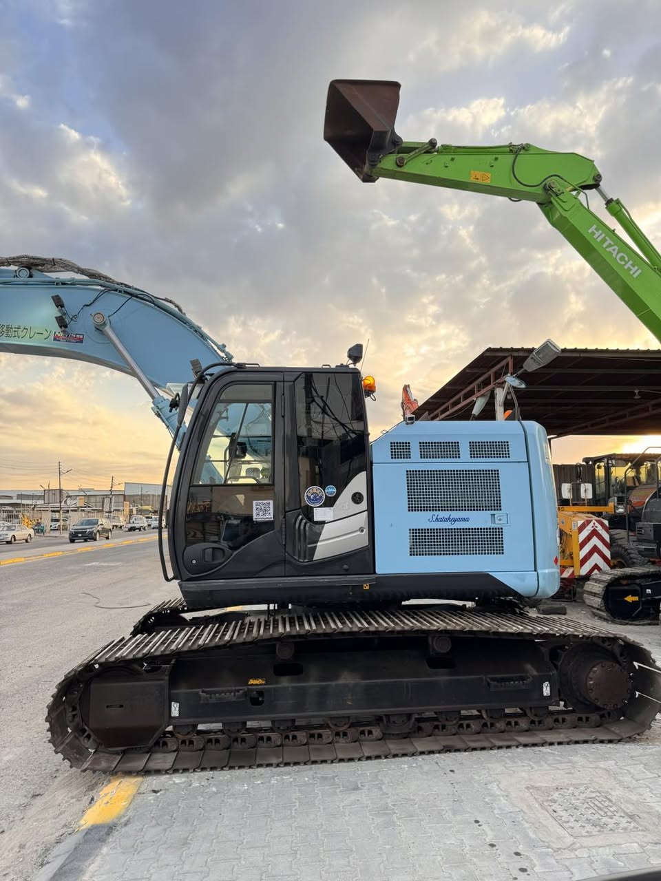 وصلت لدينا حفاره هيتاشي ZX225USR-LC-B5
2017
وارد يابان جديد بحالة الزيرو
تأسيس نقار ابلاد-سرفه عريضه
يرهم عليها جب طويل LC
كامرات 360 درجه
لون مميز
للأستفسار ***********☎️
بصرة-معارض الساحه
