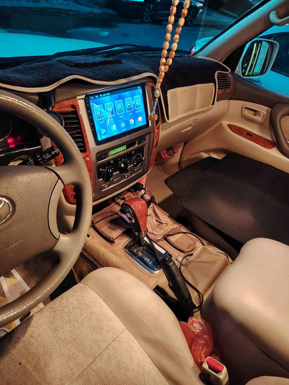 لاندكروز 2006 gxr ستة سلندر رقم بصرة ممیز ثلاثي
بأسمي لون أبيض فتحة سقف 7 راکب دفع رباعي 
دفلوک وقفل أكسل ثلاث قطع تبريد ثلاجة 
بالفرس تبريد وتدفئة شغال محرک کیر جديد تخم تايرجديد صدر جديد مشط ستيرن جديد أكسل جديد منظومةبريك دسكات وفلنجات ماطور بريك بور بريك جديد واتربم جديد ماء زيتي دبل تانكي  سيارة نظيفة 

مال جناي السعر 185

***********
