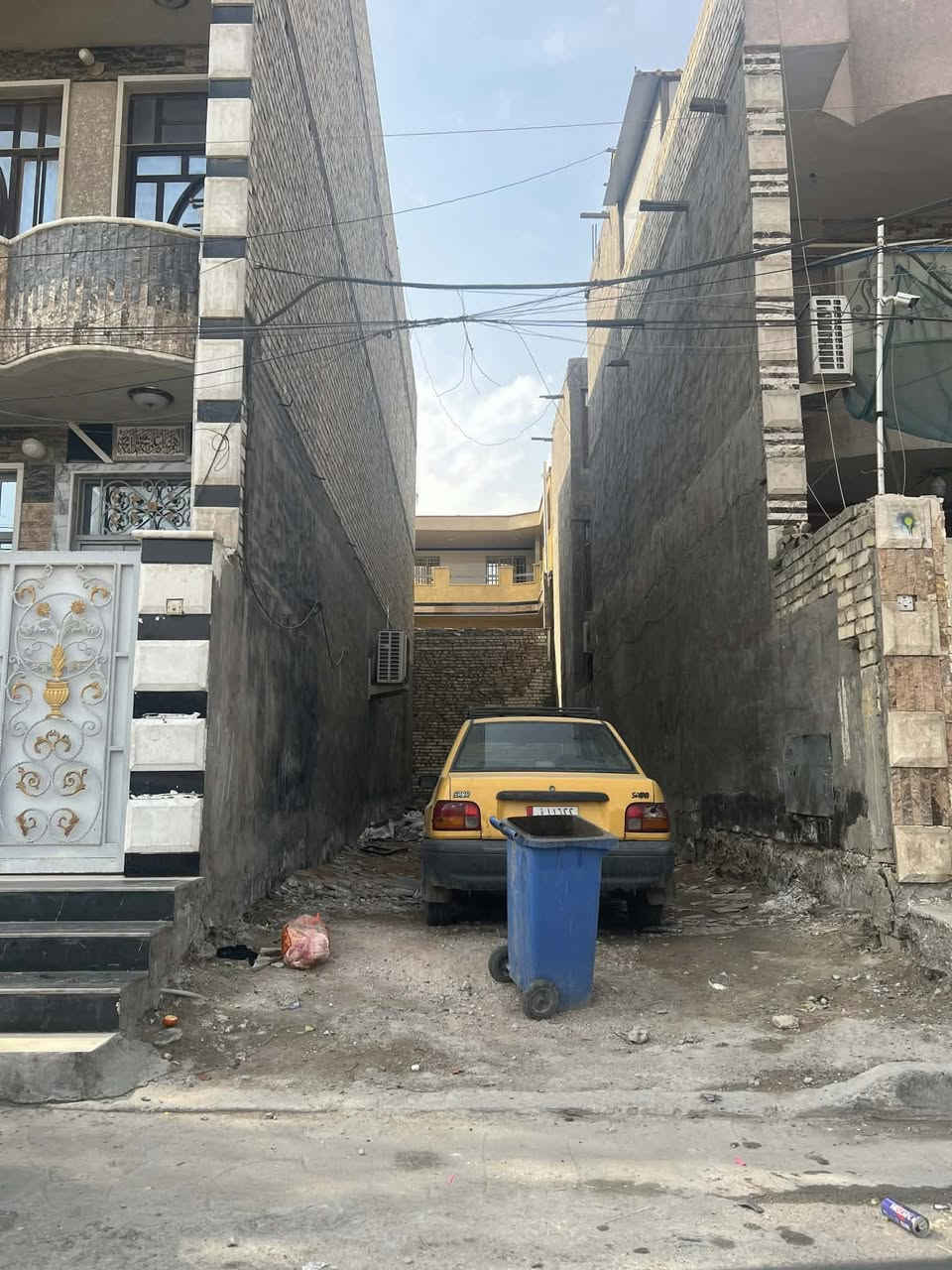 للبيع قطعه ارض ٧٥ واجه ٤ القاهرة خلف جامع النداء مقابل مدرسه الاعتدال للبنات الشارع صفحه بيوت وصفحه سياج مدرسه سعر المتر ٢٧٥٠ للأستفسار ***********
