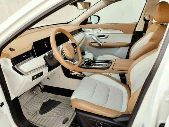 جیتۆر ئێکس 70 پلەس مەکینە 16 ی تۆربۆ مۆدیل 2024 فول فول مواسەفات 24 هەزار رۆویشتوە شەش زەمانی شەریکەی ماوە بێ بۆیاغ بۆ زانیاری زیاتر پەندی بەژمارەی خاوەنی بکە فەرموو  ***********      *********** سوران
