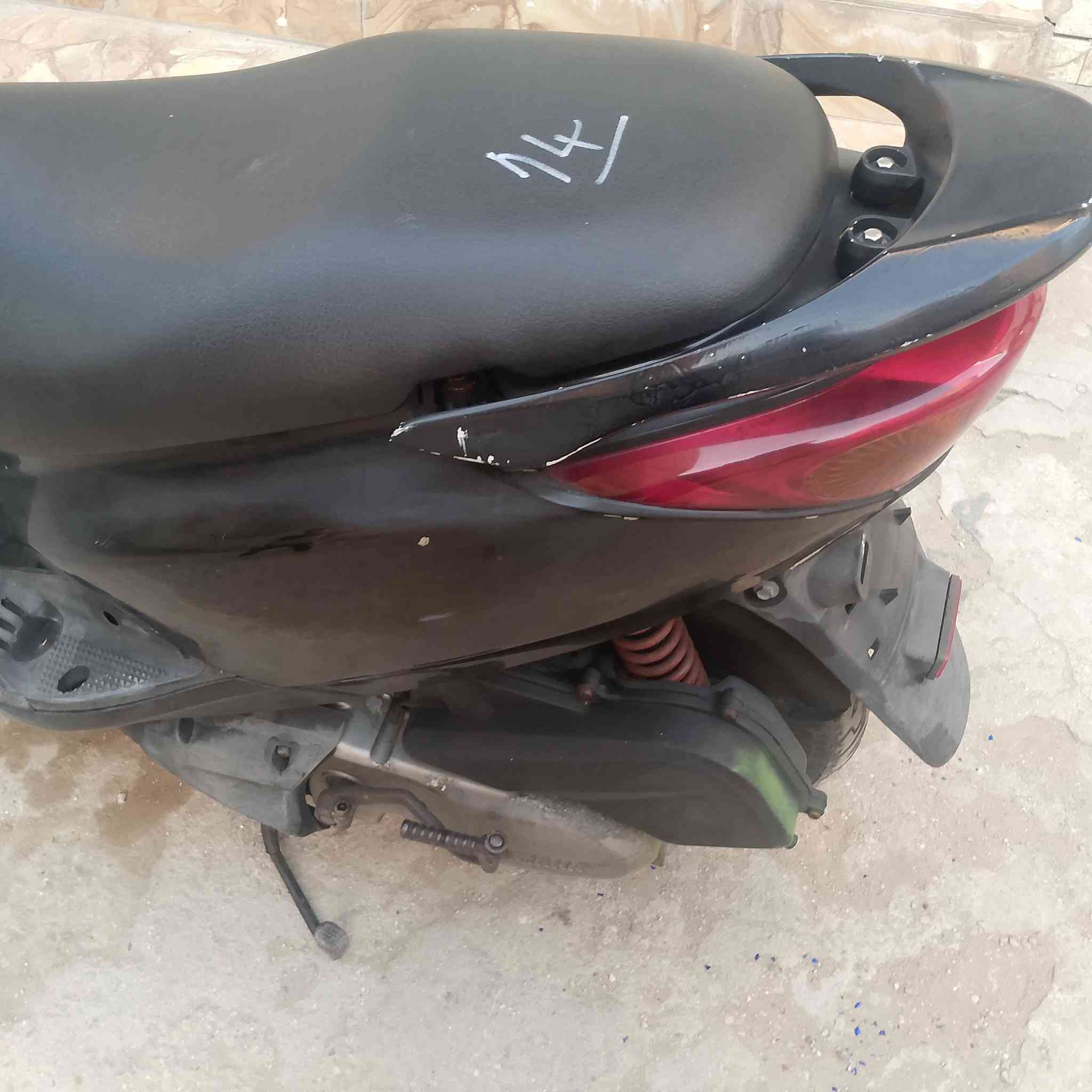 دراجه مكفوله كفالة عامه السعر 850مال رمبه مكاني الكاظميه الرقم ***********
