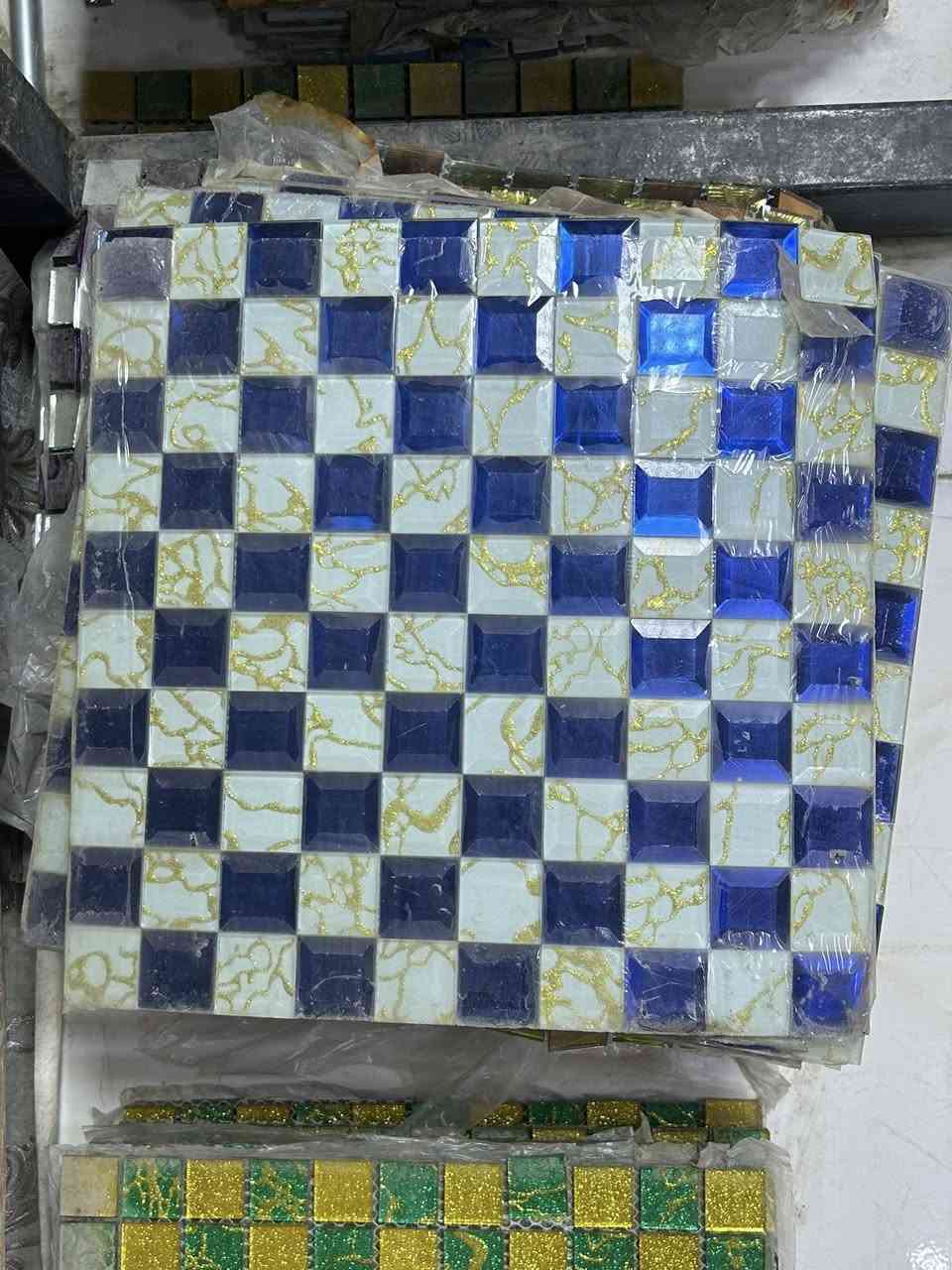 عرووض وتخفيضات 50‎%‎على كافه الايتمات الموجودة بلمحل بمناسبه عيد الفطر المبارك.                     يتوفر لدينا 
*بديل الخشب
*بديل الرخام عظم عاج
*بديل الرخام لاصق ذاتي
*بديل سيراميك
 *زجاج
*مرايا
*ورق جدران
وكافه اصناف الديكورات
العنوان واسط الكوت خدمي منطقه السلام
***********
***********
