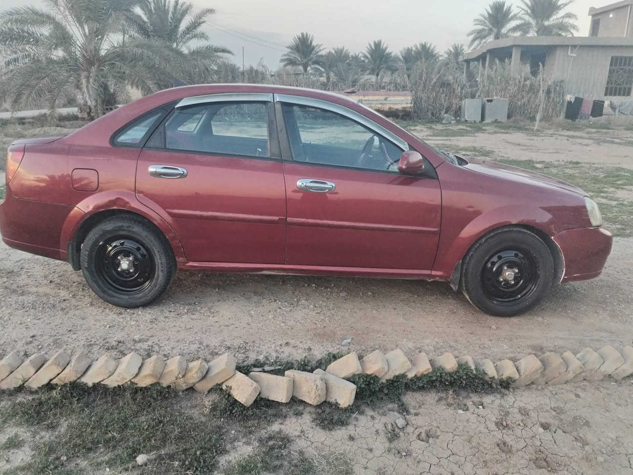 سلام عليكم للبيع ابتره لاسيتي موديل 2006 وارد خليجي محرك 1800 محرك كير مكفول تبريد شغال حداده نص عمر سياره بسمي سنويه 2029 سعر ٦٤ وبيه مجال مكان سياره صلاح الدين  الدجيل اي ستفسار رقم تلفون ***********
