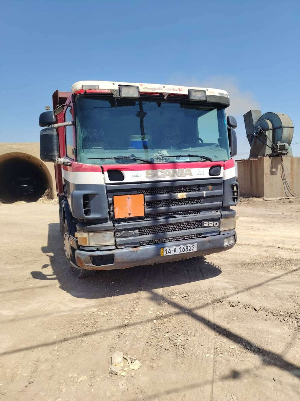 بومة موديل 2001
محرك بم ونزول 
كير 4×4 
رقم 📱 ***********
رقم بصرة
