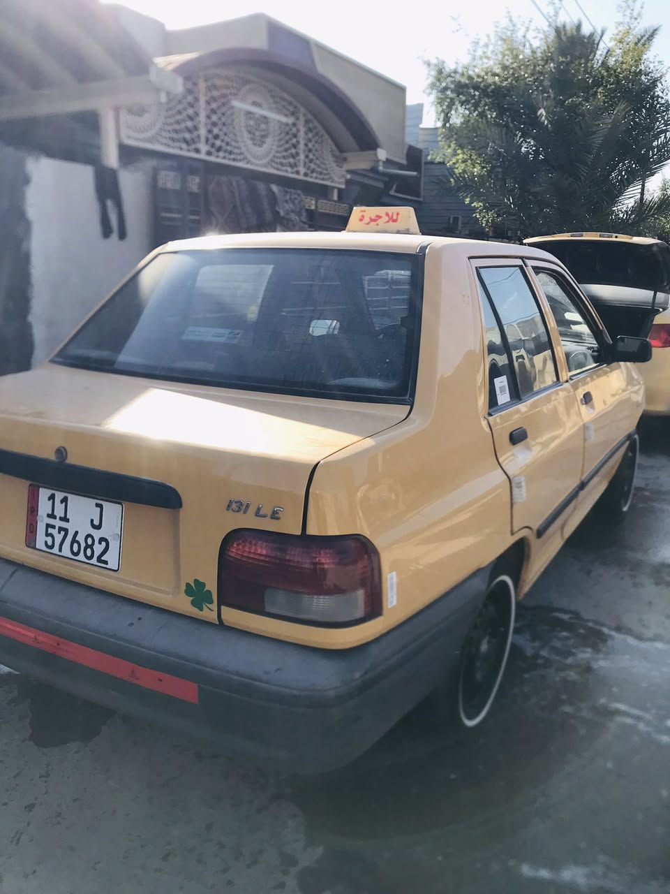 سلام عليكم سايبه للبيع موديل ١٦  كير محرك تبريد شغال بس يرادلها راديتر مال تبريد بوري طاك تخم تاير جديد بيها شاصي مفطور جهت الصدر وجاملغ السايق مصبوق والباقي كله مكفول دوشمه جديد السعر ٣٩ وبيها مجال مكاني بغداد ابو غريب /***********
