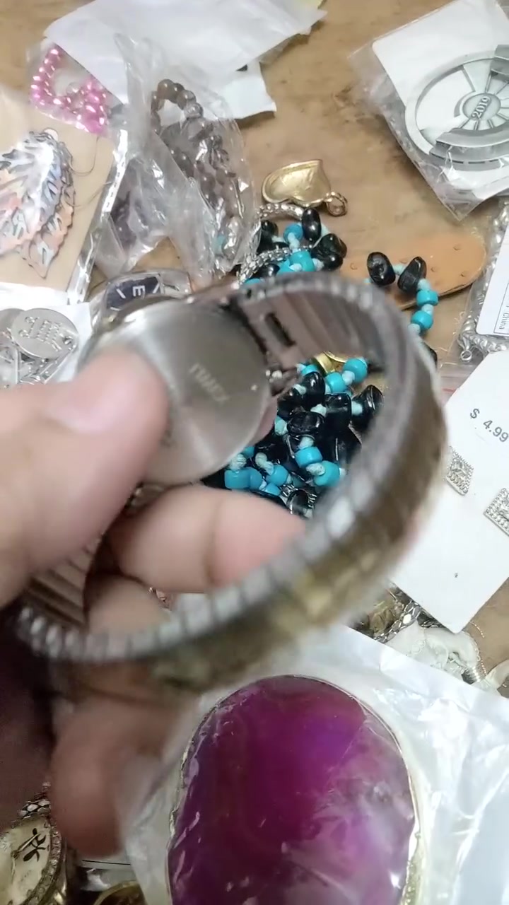 اكسسوارات وساعات باله كندي مثل ماموضح بالفديو كلهم ب٥٠مع التوصيل


**إذا كنت صاحب هذا الإعلان وتريد حذفه لأي سبب، رجاءا أرسل رسالة إلى الدعم الفني**