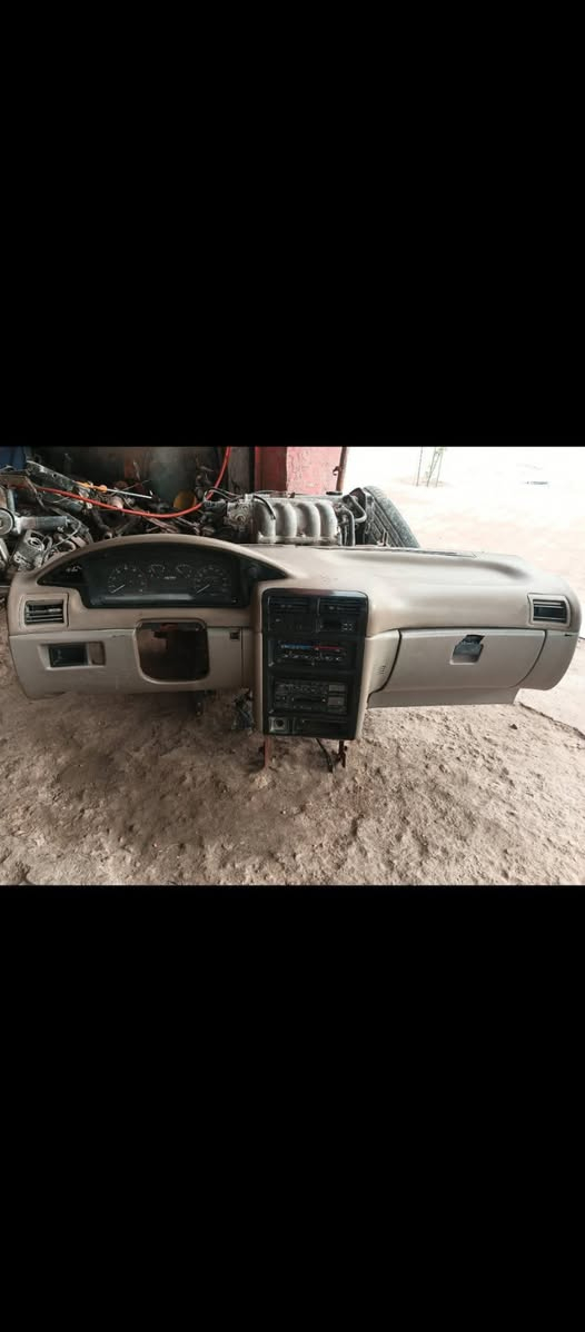 غراض تفصيخ وحاويه كيا سيفيا
الديوانية قضاء الشاميه
***********
