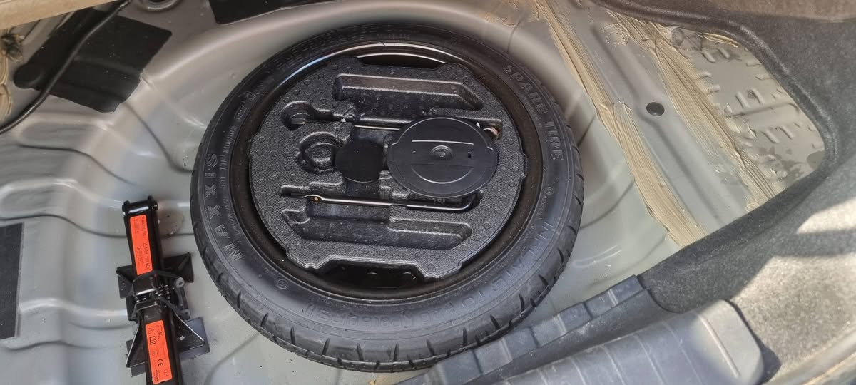 السلام عليكم
نيسان سنترا 2023 
مواصفات S
ماشية 25
ضرر بونيد فقط 
ايرباك كلة سليم شرط 
كير ومحرك شرط
السعر عل خاص 
او الاتصال ***********
مكاني موصل ناحية القيارة
