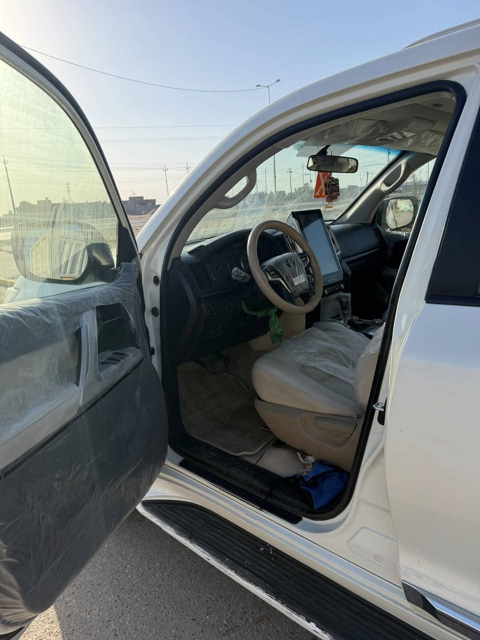 السلام عليكم الاندكروس البيع موديل ٢٠١١ محدثه ٢٠٢٢ السعر ٢٦٠ الرقم البكان البصره‭٠٧٧٤ ٨٥٥ ٤٣٢٨‬
